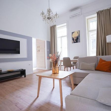 Venus Apartments - Klauzal Ter I บูดาเปสต์ ภายนอก รูปภาพ